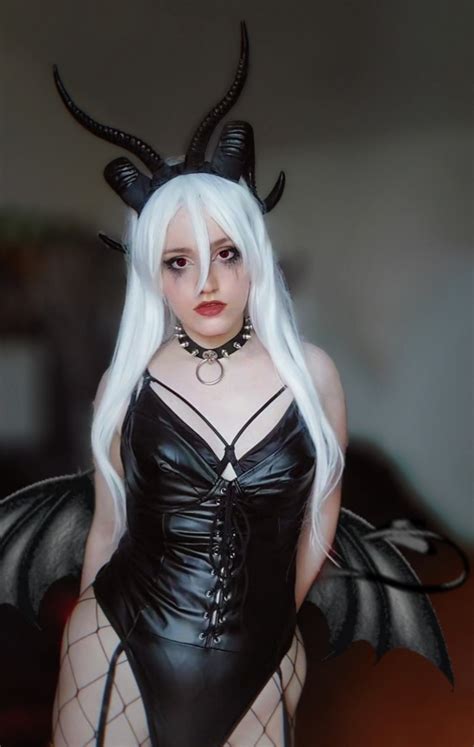 Succubus Cosplay by teodora20 on DeviantArt