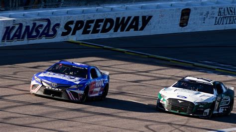 NASCAR Kansas: Starting lineup, TV schedule for Sunday's Cup Series race