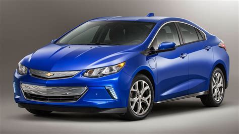 Hybrid Electric Chevy Volt Arrives at Cedar Rapids Dealer