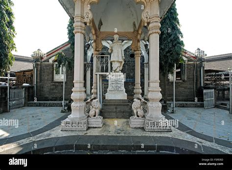 Lokmanya Bal Gangadhar Tilak statue ; Pune ; Maharashtra ; India Stock Photo - Alamy