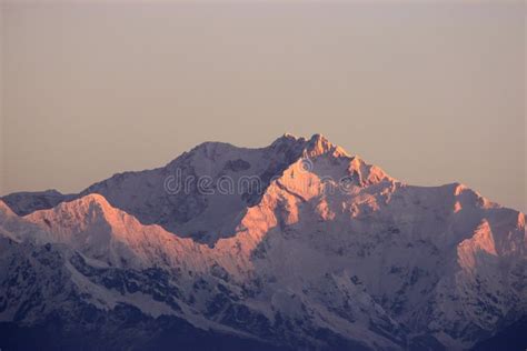 Kanchenjunga Peak it Sunrise. Stock Image - Image of elevated, mountain: 95775961