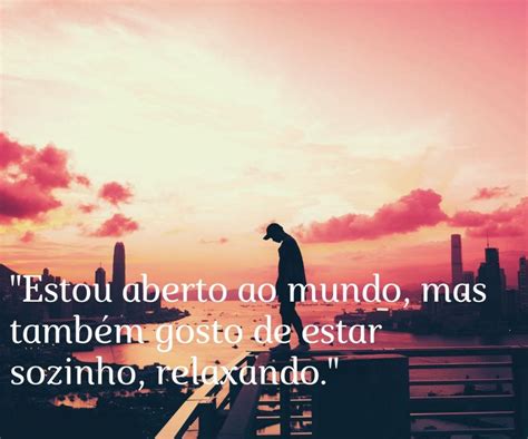 Frases Para Foto Sozinha: +50 Mensagens Inéditas | Guia dos Solteiros