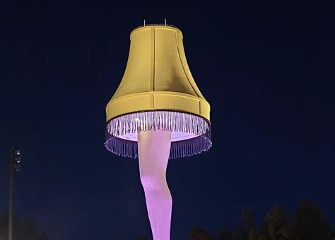 City Erects 50-Foot 'Leg Lamp' for The Holidays [VIDEO]
