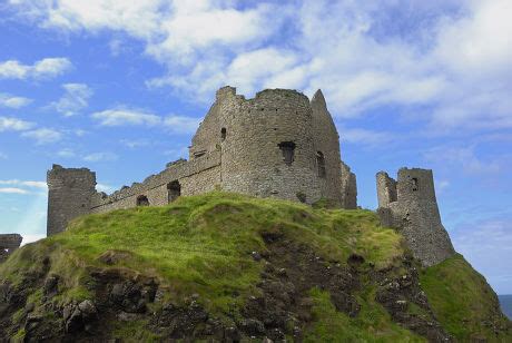 66 Dunluce castle Stock Pictures, Editorial Images and Stock Photos ...