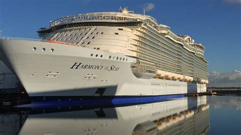 Largest cruise ship ever sets sail on inaugural voyage