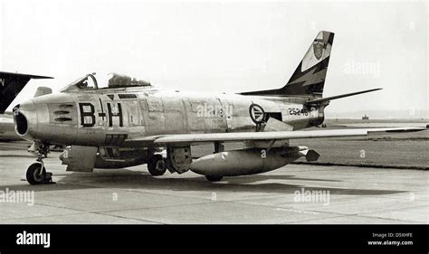 F 86f sabre jet hi-res stock photography and images - Alamy