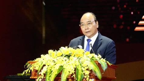 President attends celebration of 200th birth anniversary of poet Nguyen ...