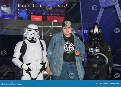 A Gamer Posing with Two Star Wars Actors for the Game Star Wars Editorial Image - Image of ...