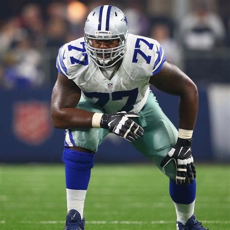 Tyron Smith Injury: Updates on Cowboys OT's Back, Hip and Return | News ...