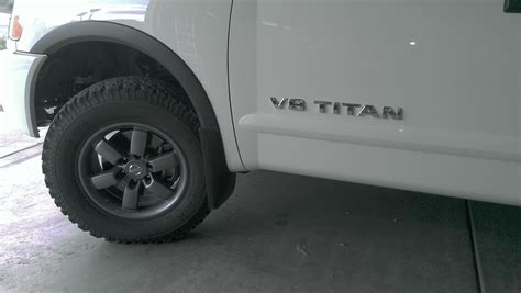 anyone have pics of their 265/70/18 A/T tires? - Nissan Titan Forum