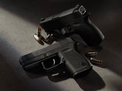 Diamondback Firearms' DB9 Micro-Compact 9MM - Firearms Friday