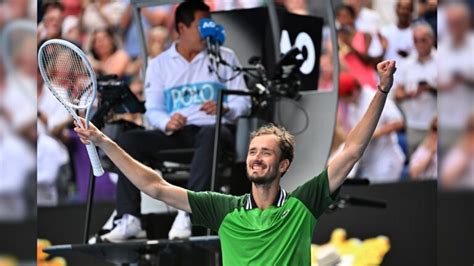 Australian Open Semi-Final Highlights: Daniil Medvedev Beats Alexander ...