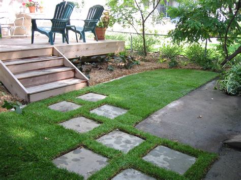 Small backyard turf | Field Outdoor Spaces | Flickr