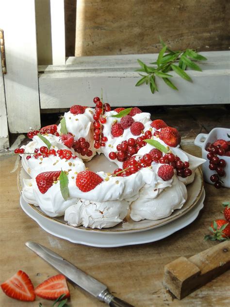 Easter meringue wreath