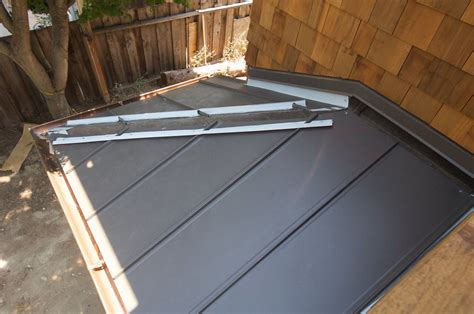 Standing Seam Metal Roof | Note how they add pieces of metal… | Flickr