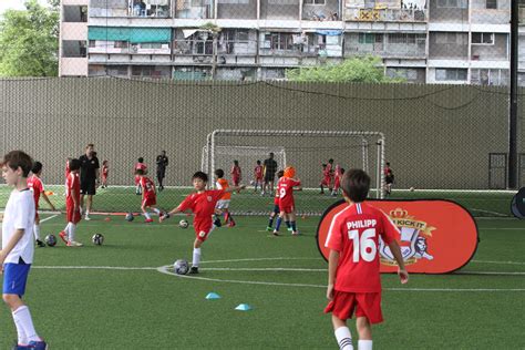 Can U Kick It - BKK Kids