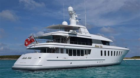 Sales CA Update: BELLA VITA - 148' (45m) Feadship | Sales News | June 9, 2016