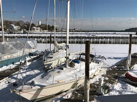 Cruising: The Liveaboard Life - Sail Magazine