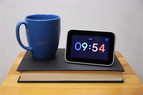 Lenovo Smart Clock Review: A Bedside Google Assistant - Page 3 ...