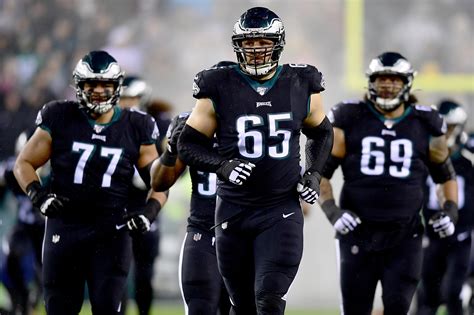 Philadelphia Eagles way-too-early roster projections: Offensive line edition