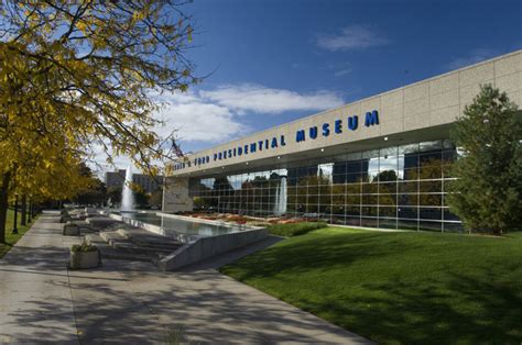 ArtDependence | Presidential Museums and Libraries: Special Focus on the Gerald R. Ford ...