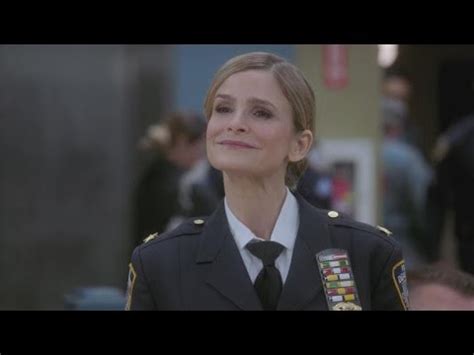 Kyra Sedgwick Comes to 'Brooklyn Nine-Nine'! The Captain Gets a Visit From 'The Closer' - YouTube