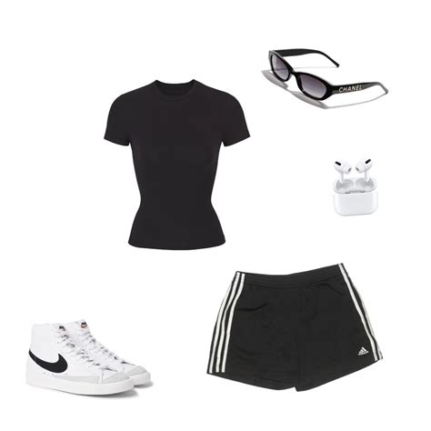 fit inspo - basic, stylish, black&white | Gymwear outfits, Sporty ...