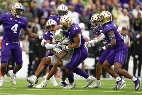 Vorel: UW football reminds world there’s big-time football out west | HeraldNet.com