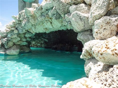 Swim-up bar at Taino Beach Resort, Freeport, Bahamas. Book an all inclusive trip to the Bahamas ...