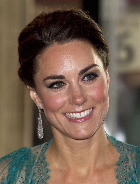 How To Get Kate Middleton’s Beauty Look In 5 Easy Steps | Page 2 of 5 | Classy Outfit Ideas ...