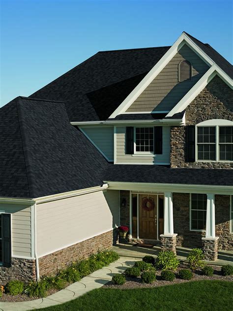 black onyx roof shingles | Onyx Black - Owens corning - trudefinition duration - roof roofing ...