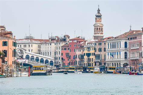 Rialto Bridge: 15 Facts About the Oldest Bridge on the Grand Canal