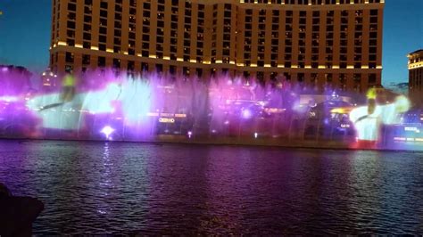 Fountains light show @ Bellagio Las Vegas - YouTube