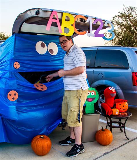 trunk or treat - Google Search | Halloween, Character