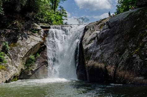 25+ Beautiful Waterfalls near Boone NC (within 2 Hours)