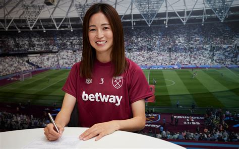 West Ham United Women sign Japan international Risa Shimizu | West Ham United F.C.