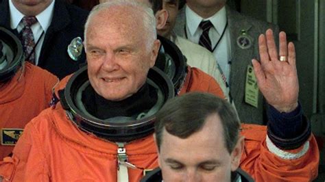 PHOTOS: The life of iconic NASA astronaut John Glenn - ABC7 Los Angeles