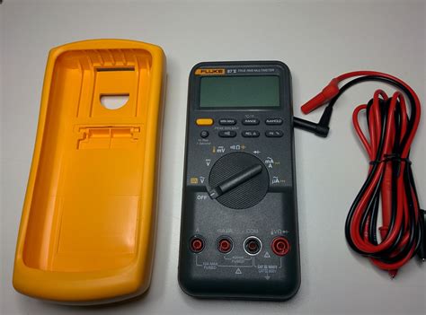 FLUKE 87V True RMS Multimeter, like New - MakerTrade - Dallas ...