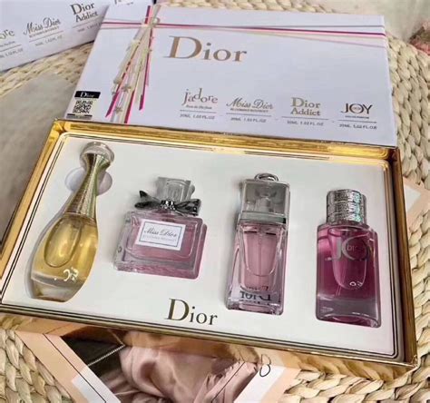 Dior fragrance gift set (30mlx4) - Authenticskincare