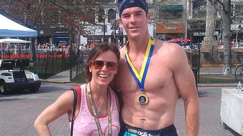 "Bachelorette" Star Ryan Sutter Runs Boston Marathon!