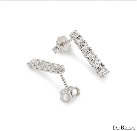 De Beers White Gold Modern Classics Diamond Earrings 1.02ct | Rich Diamonds