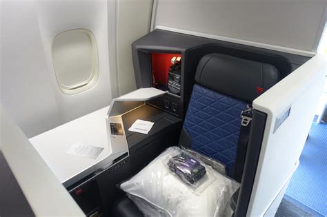 Review: Delta One Suites on the Refurbished 777