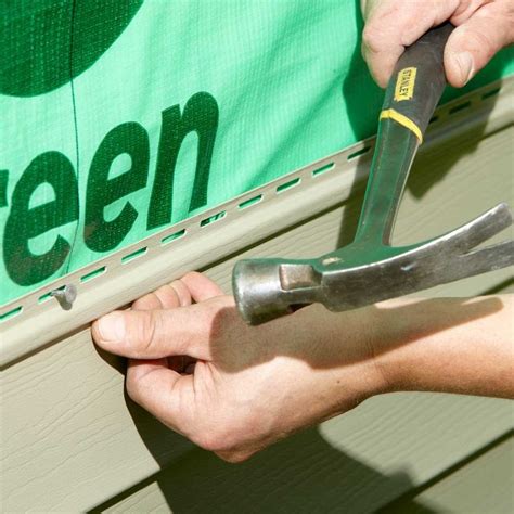 13 Simple Vinyl Siding Installation Tips | Vinyl siding, Vinyl siding installation, Installing ...