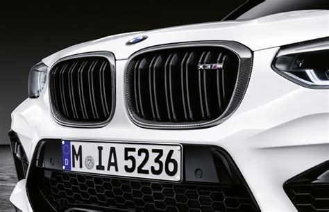 Différents accessoires M Performance pour les BMW X3 M et BMW X4 M