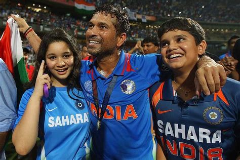 Saching Tendulkar & His Family | Information & New Photos | Sports Stars