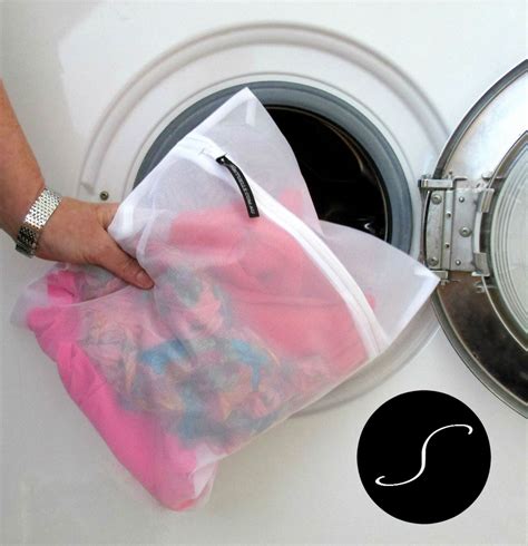 Strong Mesh Laundry Bags | IUCN Water