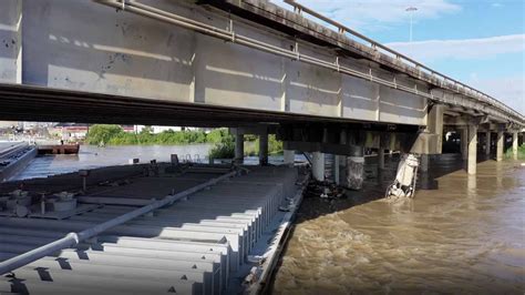 Parts of Interstate 10 Remain Closed in Texas After Barges Hit Bridge, Flooding From Imelda ...