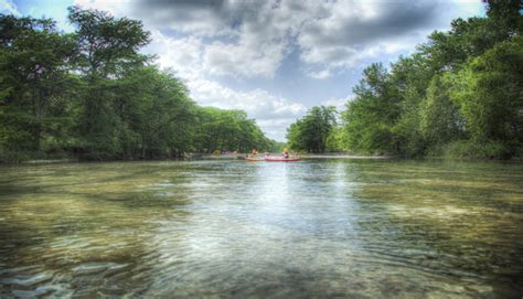 5 Hot Places To Go Tubing in the Hill Country