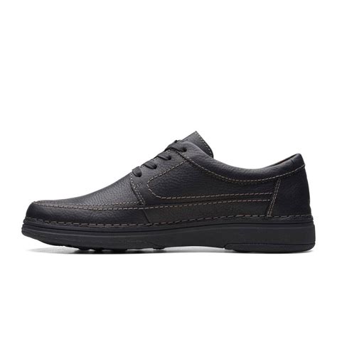 Clarks Nature 5 Lo Lace-up Shoe (Men) - Black Leather - The Heel Shoe ...