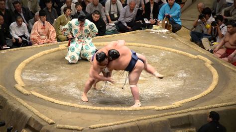 Sumo Wrestling, Tokyo, Japan, 2013; #2 - YouTube